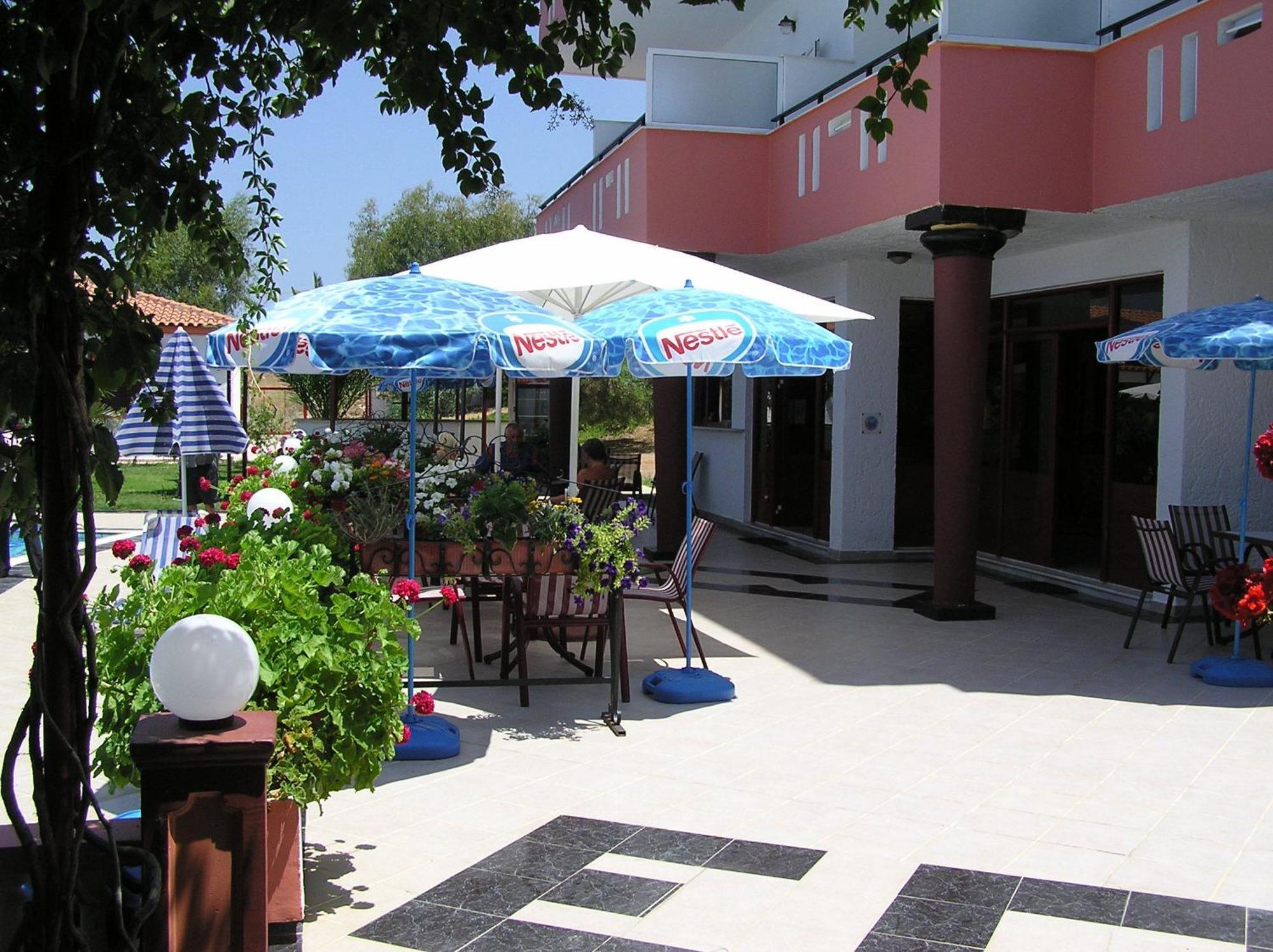 Aparthotel Knossos Pánormos Esterno foto