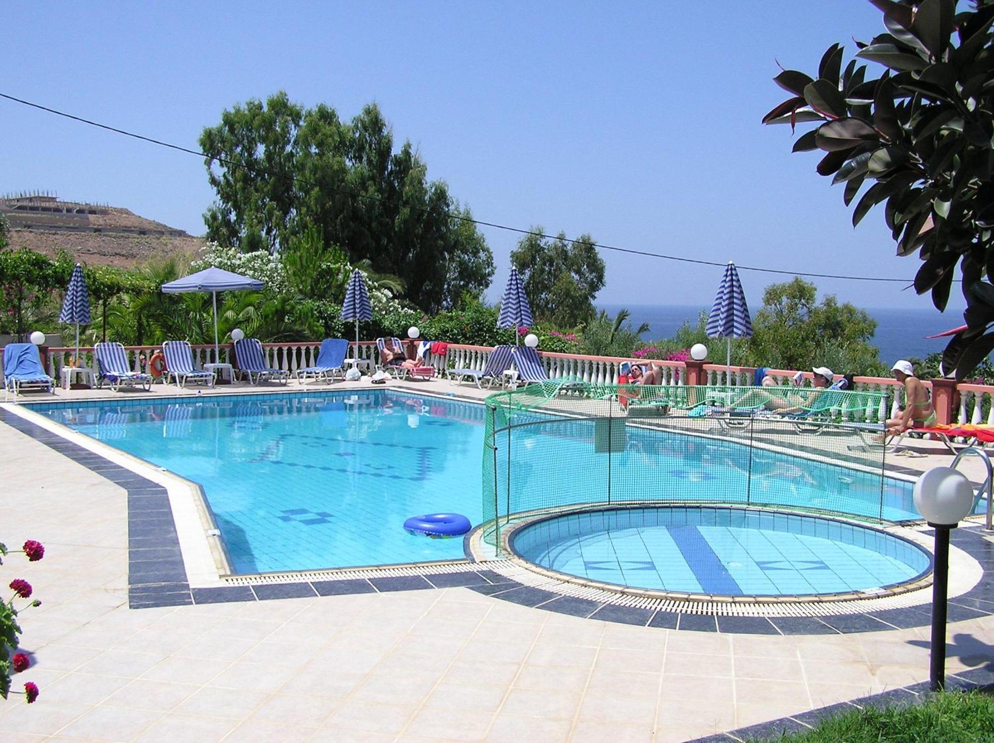 Aparthotel Knossos Pánormos Esterno foto