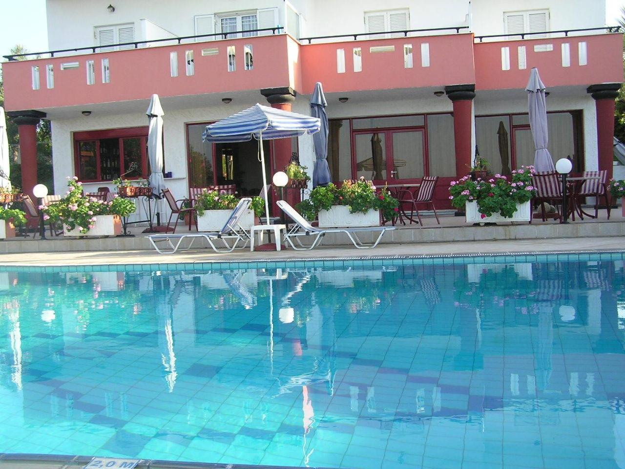 Aparthotel Knossos Pánormos Esterno foto