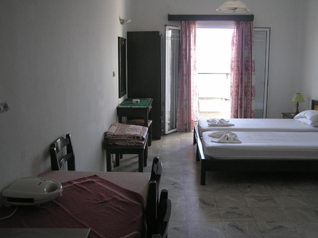 Aparthotel Knossos Pánormos Esterno foto