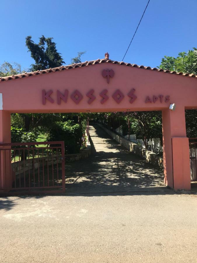 Aparthotel Knossos Pánormos Esterno foto